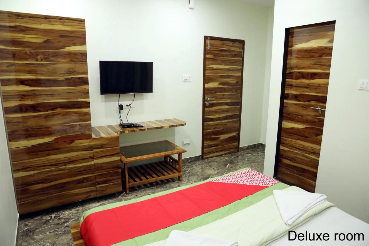 Hotel Silver Resort Daman Exterior photo